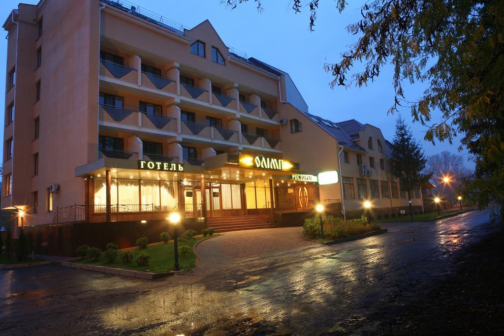 Olymp Hotel Ungvár Kültér fotó